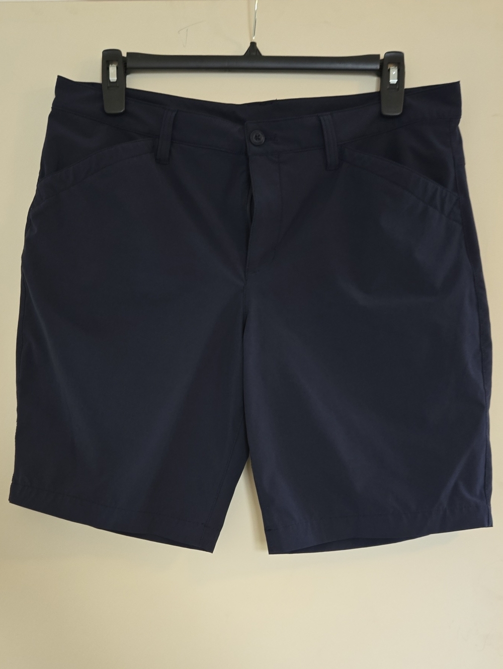 Eddie Bauer Shorts In Navy - Sz 16